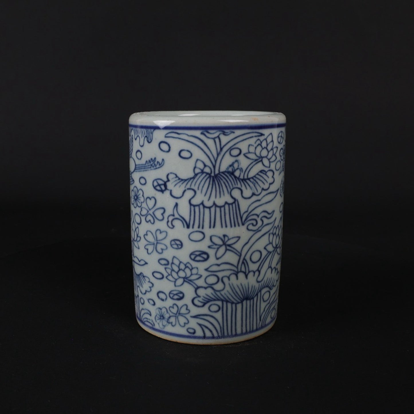 Blue and White Lotus Pattern Small Round Pen Holder