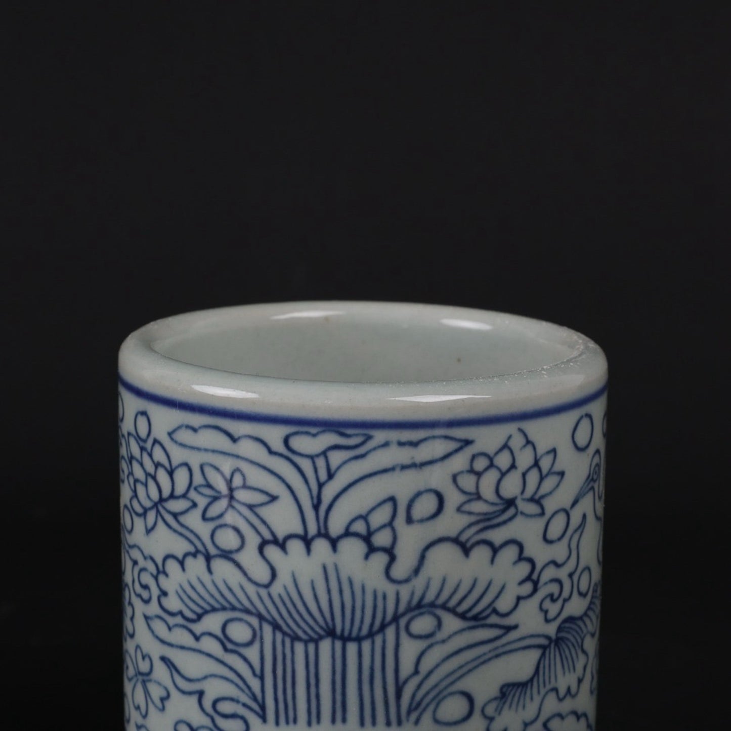 Blue and White Lotus Pattern Small Round Pen Holder