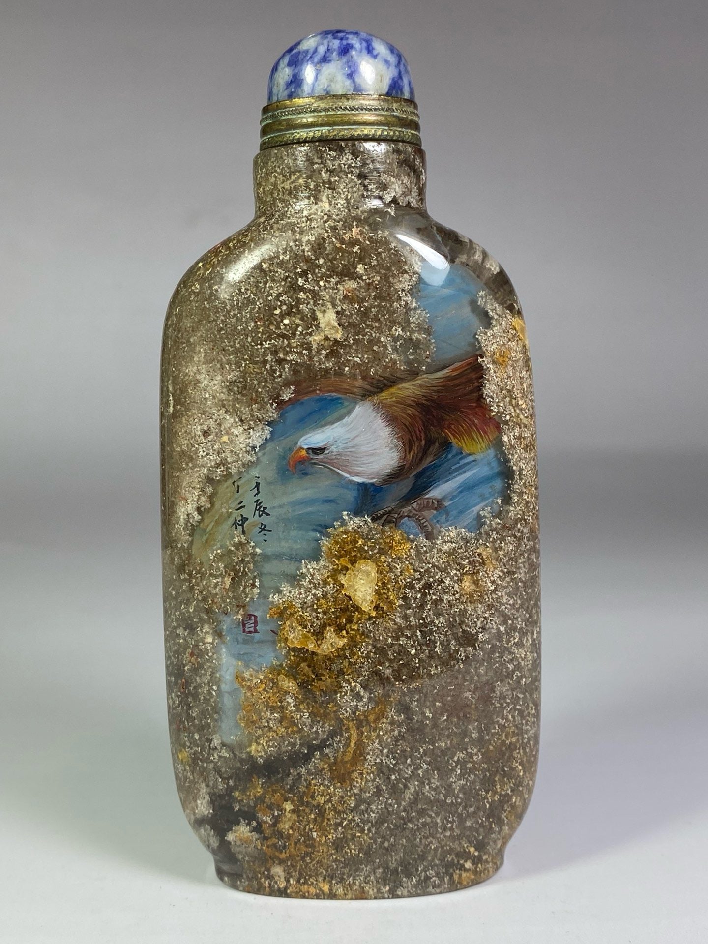 Chinese antique crystal snuff bottle