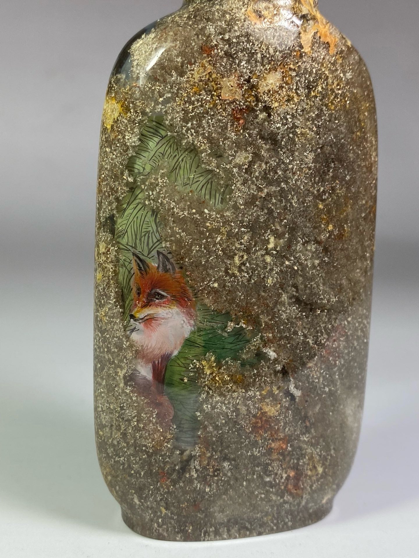 Chinese antique crystal snuff bottle