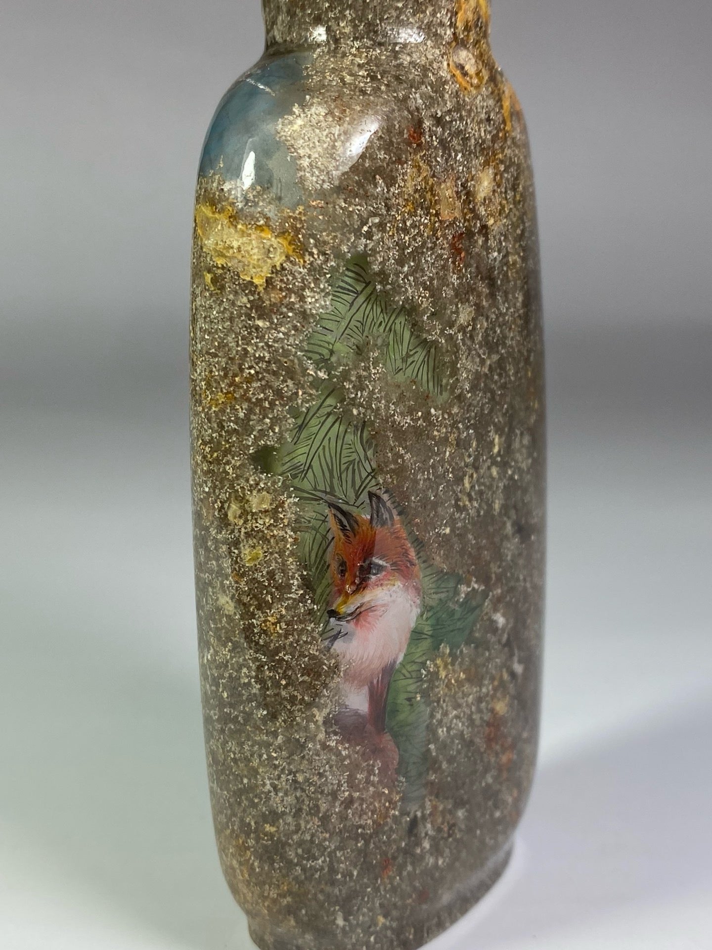 Chinese antique crystal snuff bottle