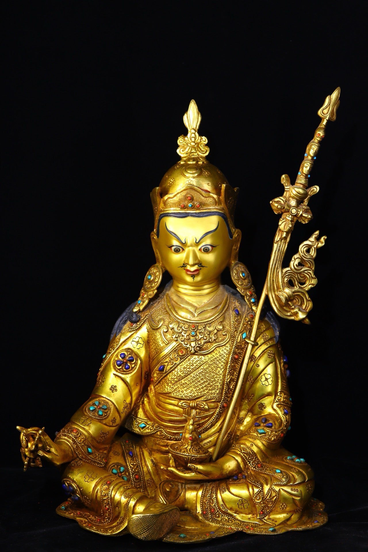 Copper body pure handmade hammering, carving, gilded inlaid with gemstones, Lotus Life Master