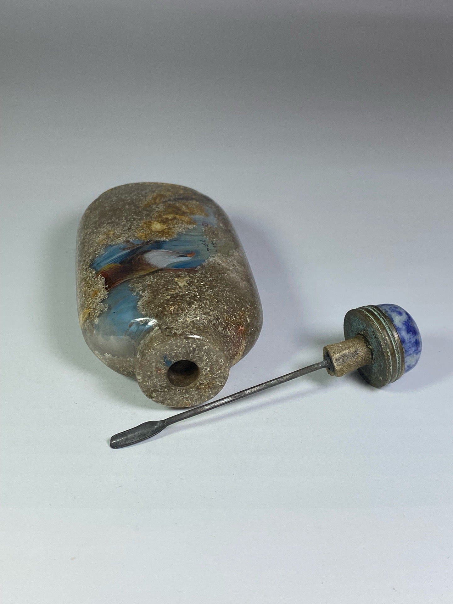 Chinese antique crystal snuff bottle