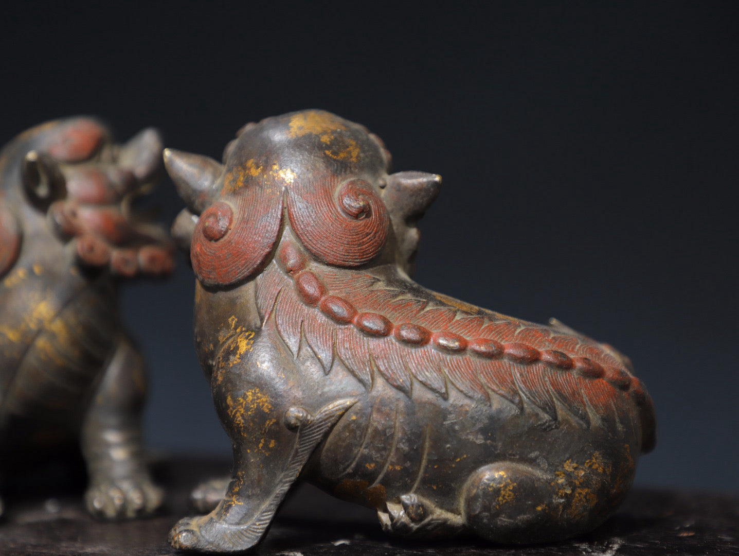 Chinese antique pure copper lion ornament