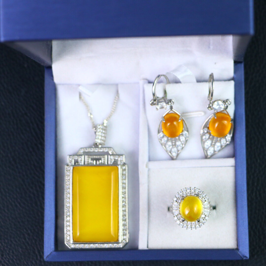Chinese Antique High Ice [Three Piece Set]