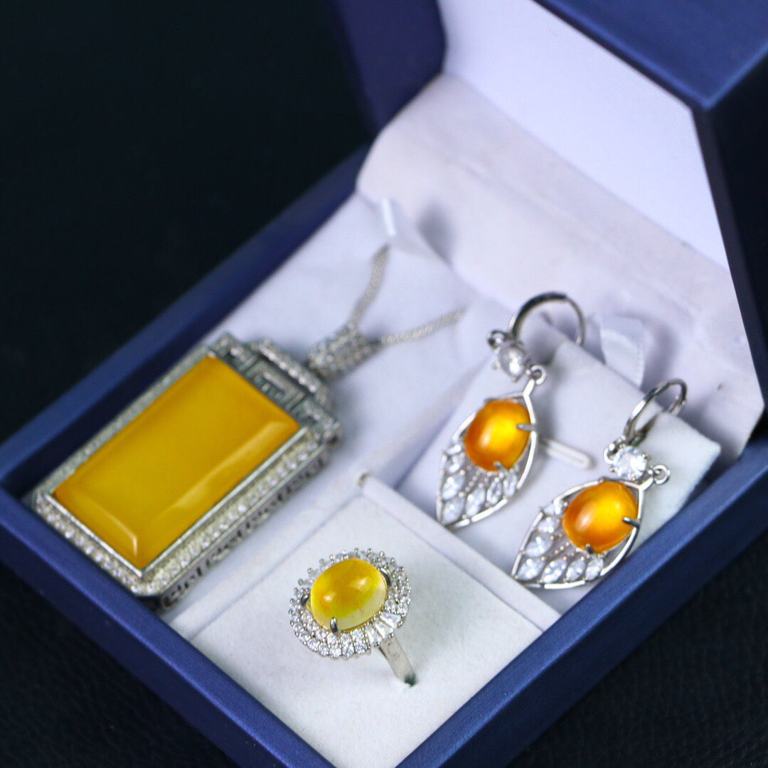 Chinese Antique High Ice [Three Piece Set]