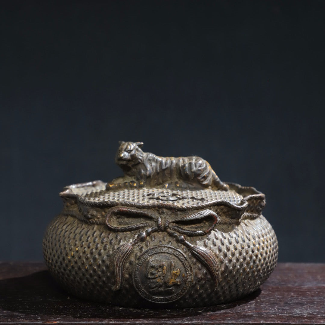Chinese antique pure copper incense burner