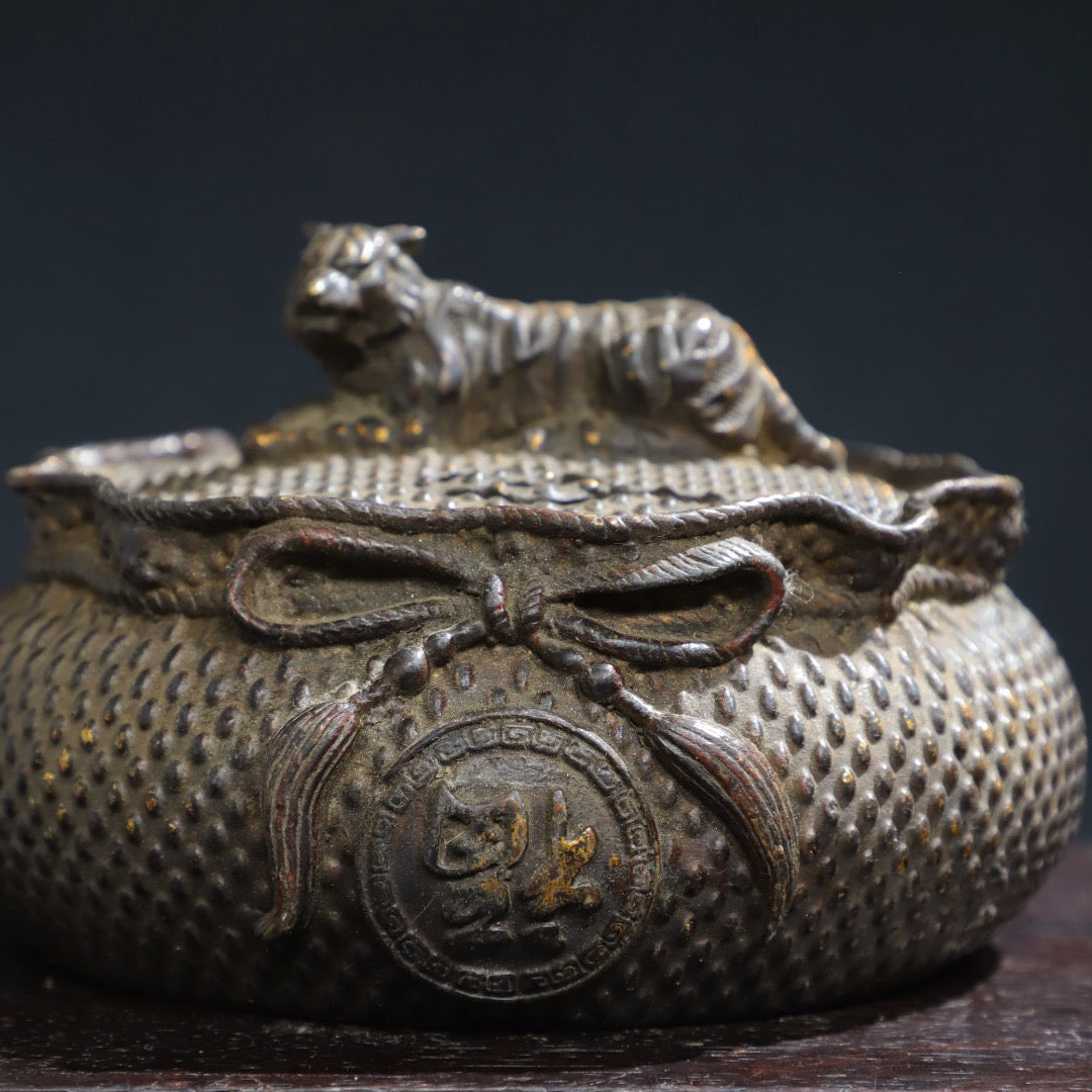 Chinese antique pure copper incense burner
