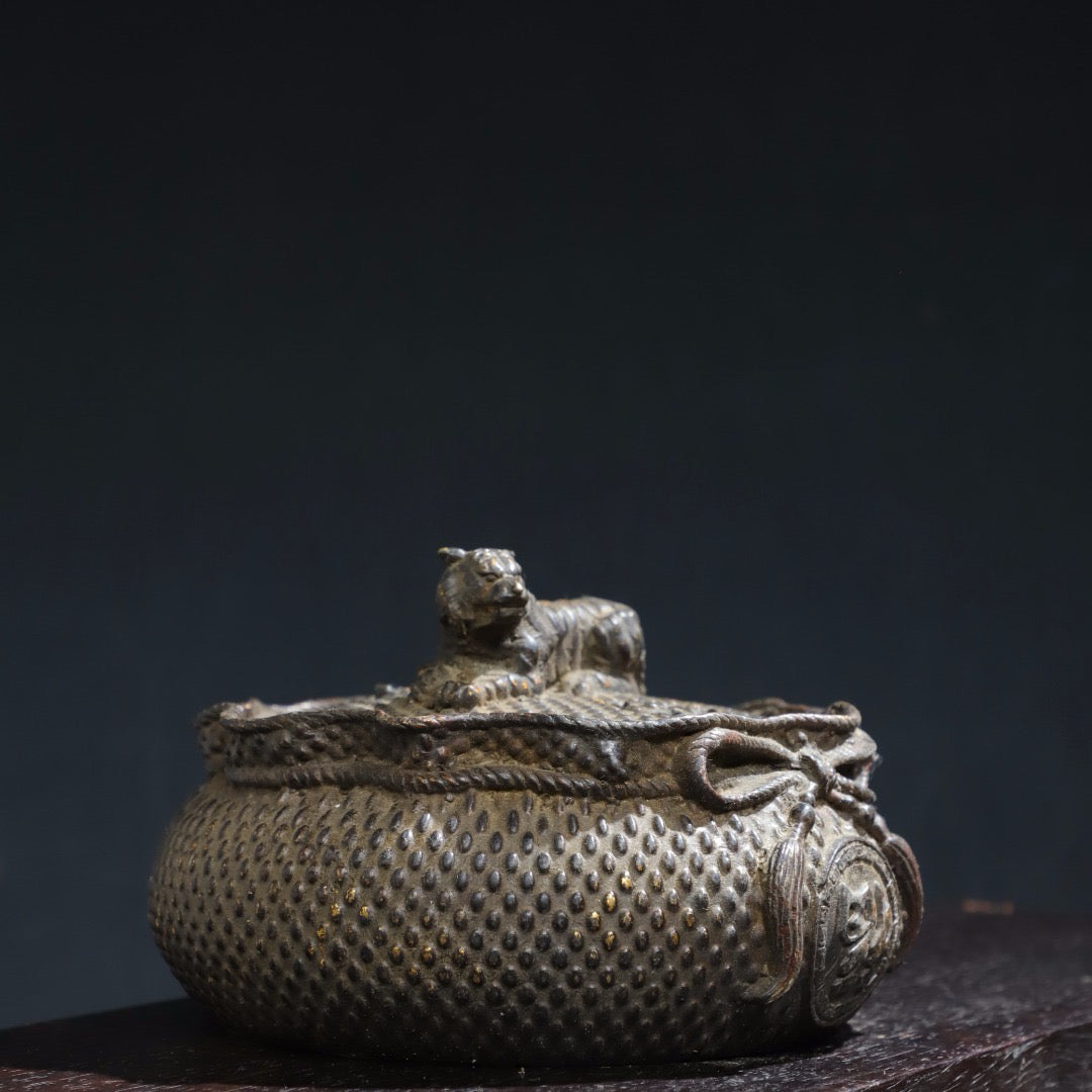 Chinese antique pure copper incense burner