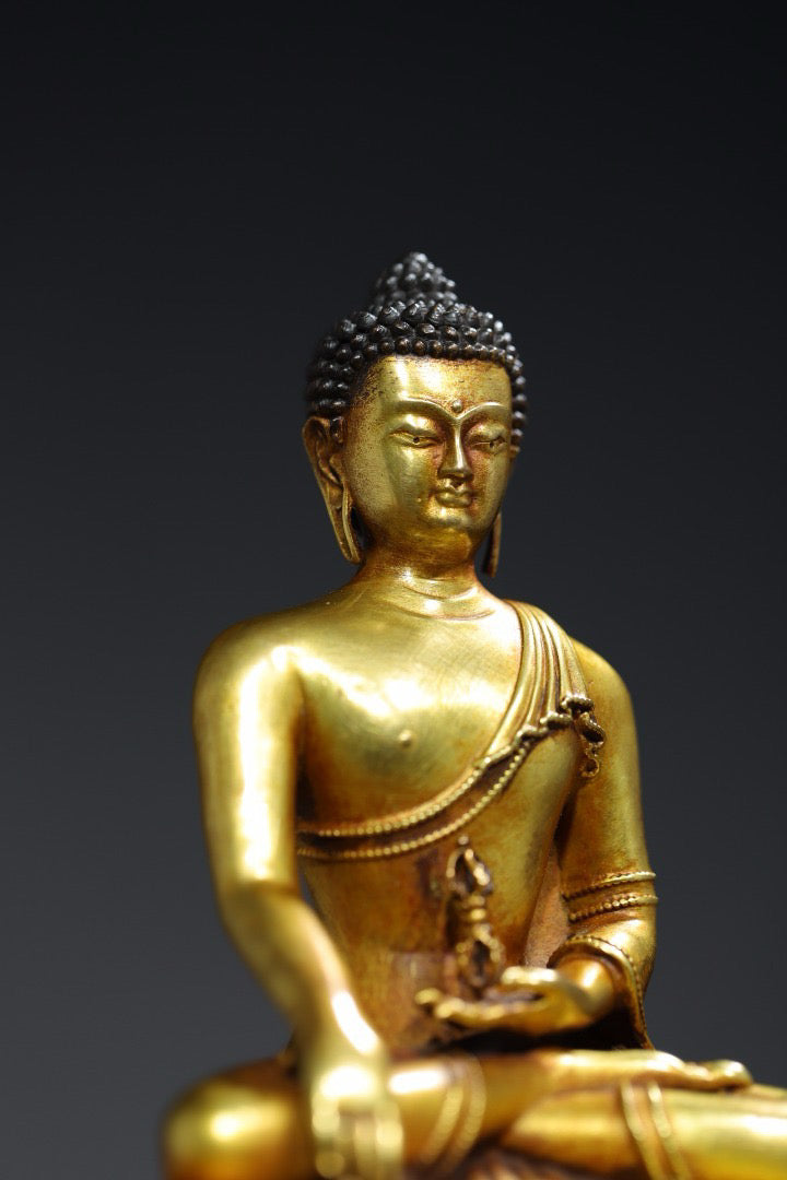 Chinese antique pure copper statue of Shakyamuni Buddha