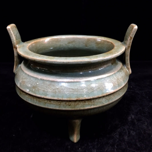 Chinese antique porcelain fumigation furnace
