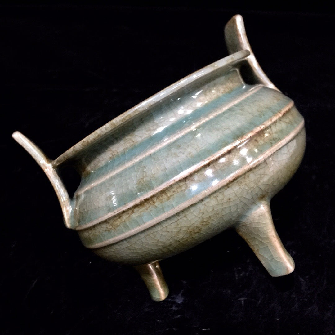 Chinese antique porcelain fumigation furnace