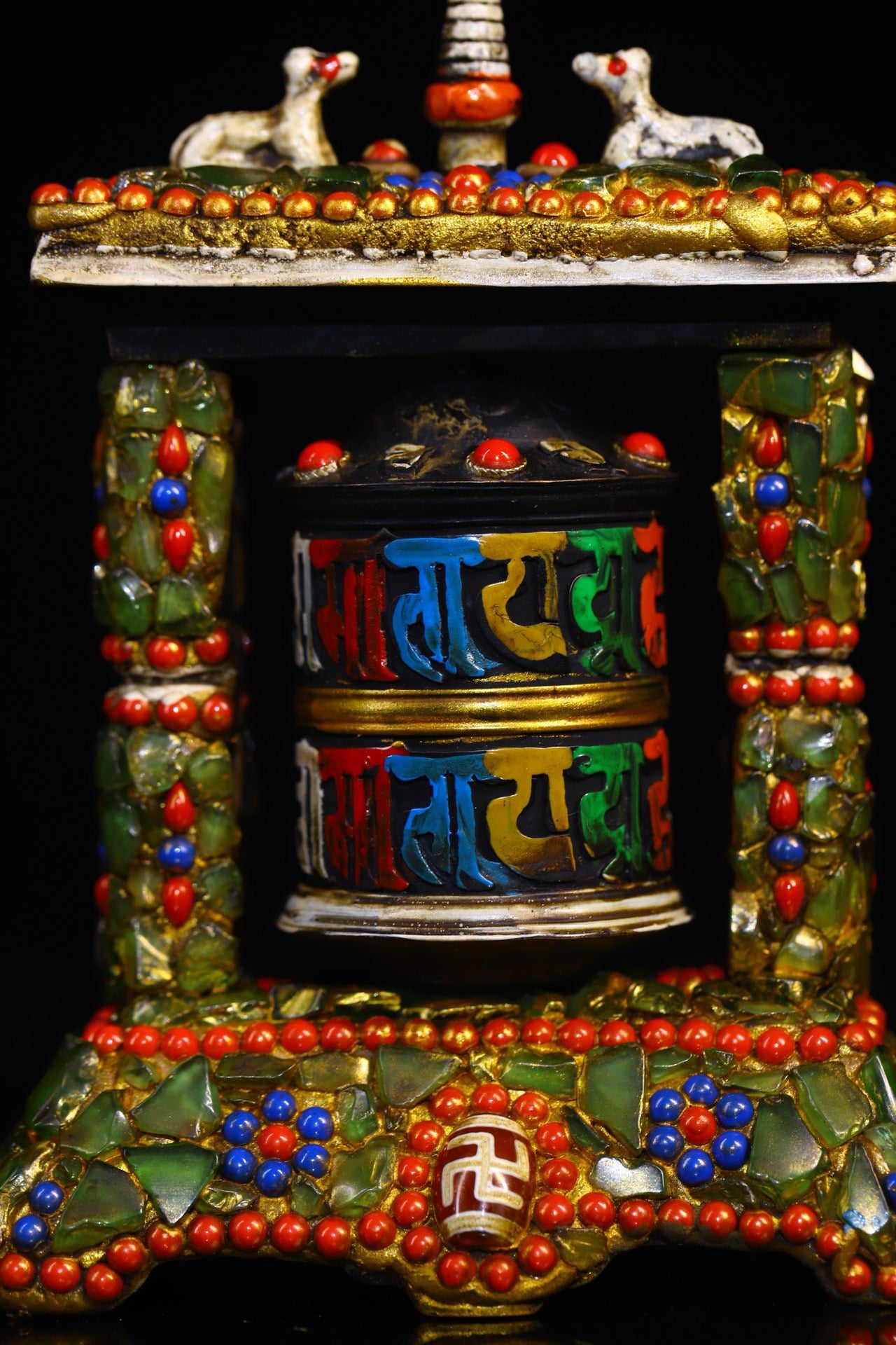 Copper body pure handmade knocking, chiseling, inlaid with gemstones, celestial bead spinning wheel