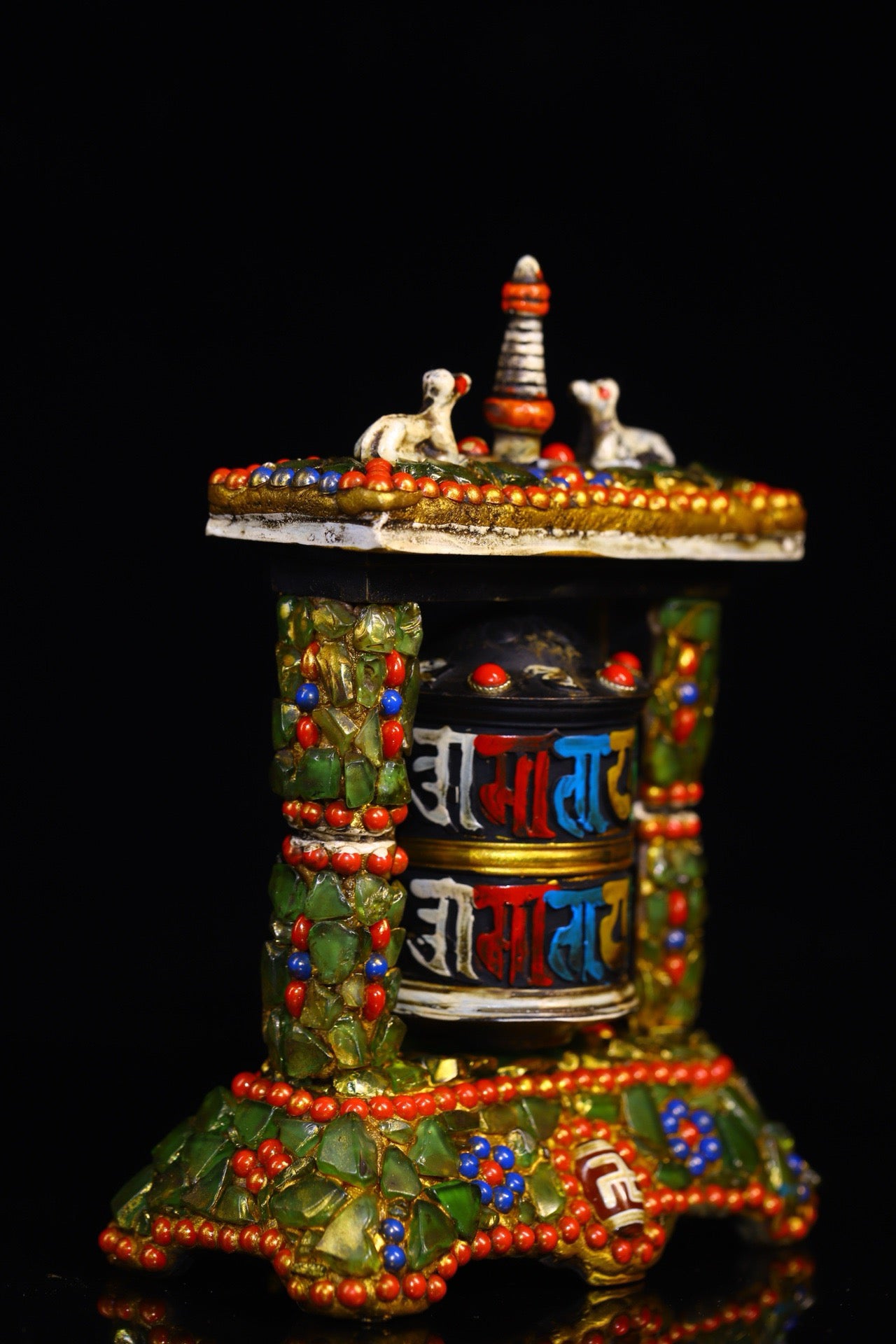 Copper body pure handmade knocking, chiseling, inlaid with gemstones, celestial bead spinning wheel