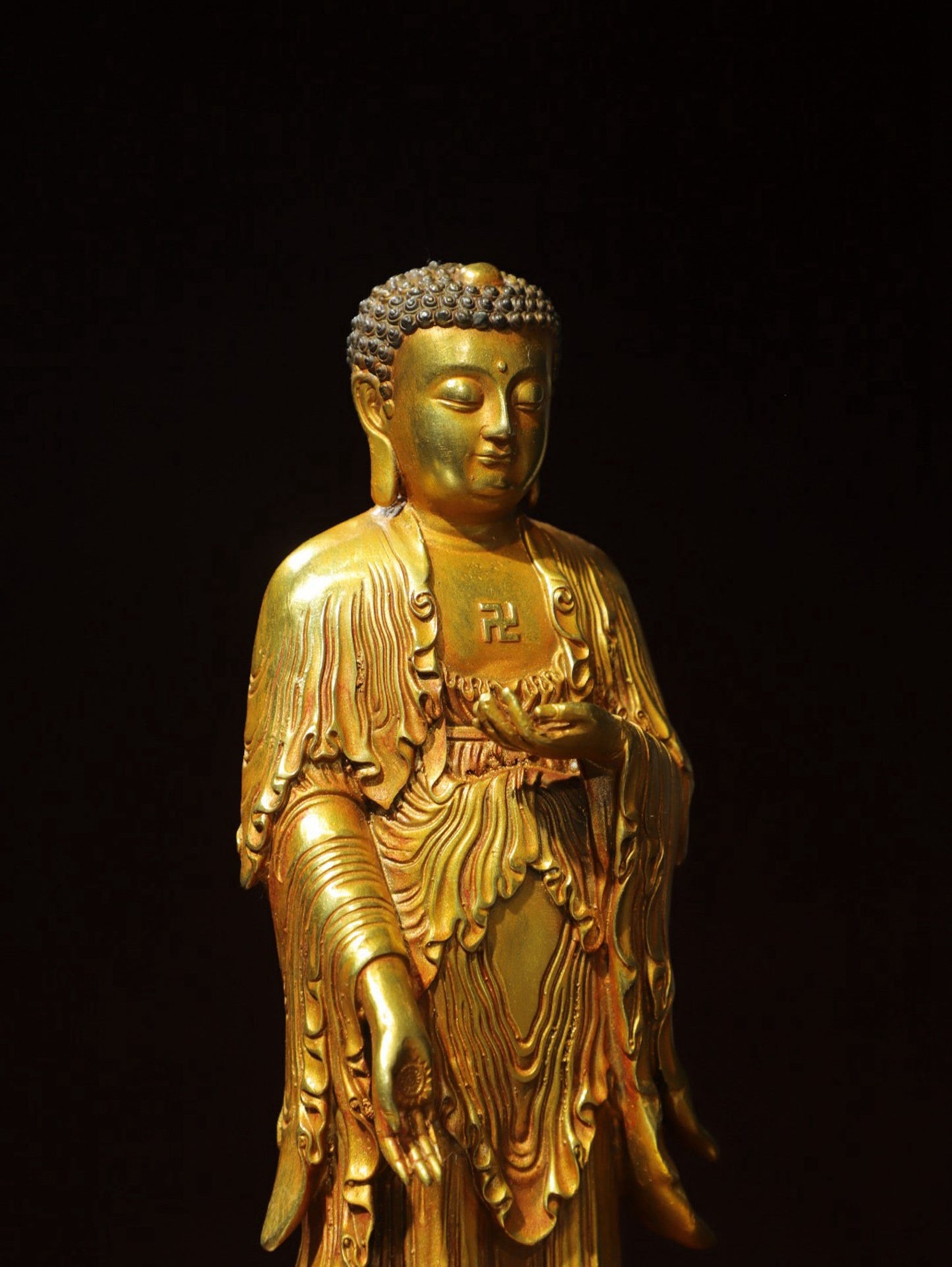 Bronze gilded statue of Amitabha Buddha