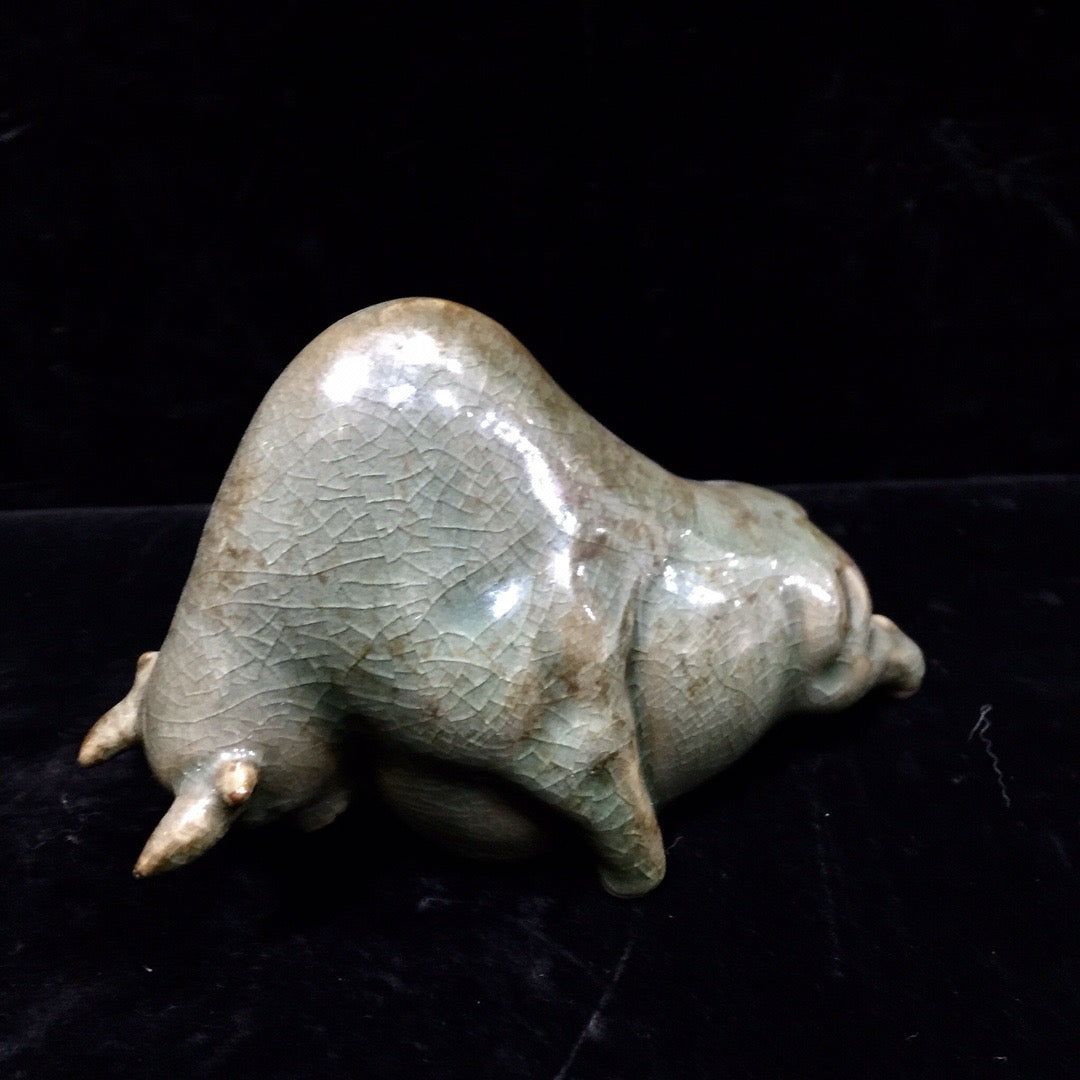 Chinese antique porcelain ox