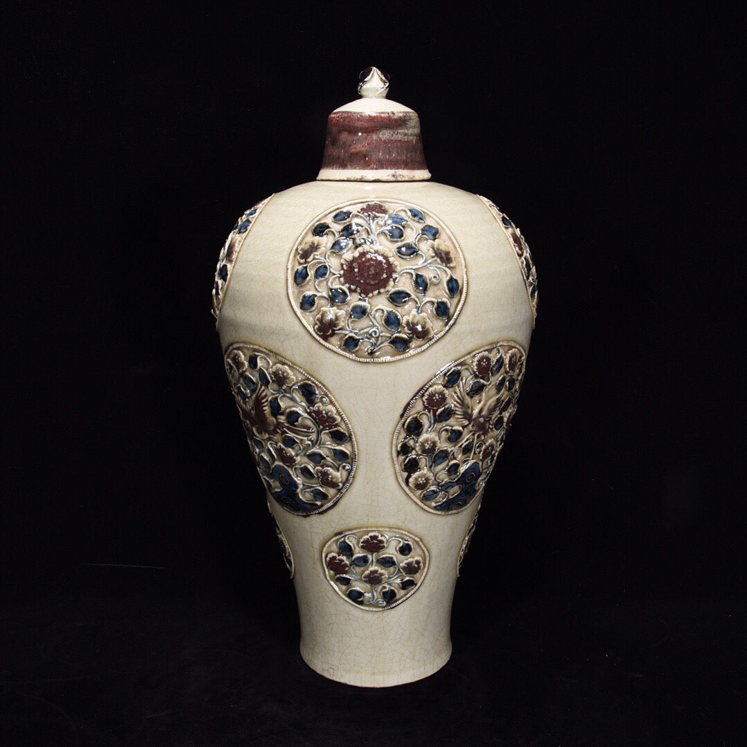 Chinese antique plum vase with flower and bird patterns