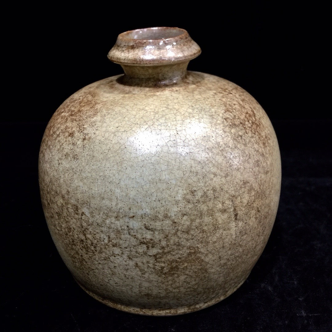 Chinese Antique Porcelain Dulu Bottle