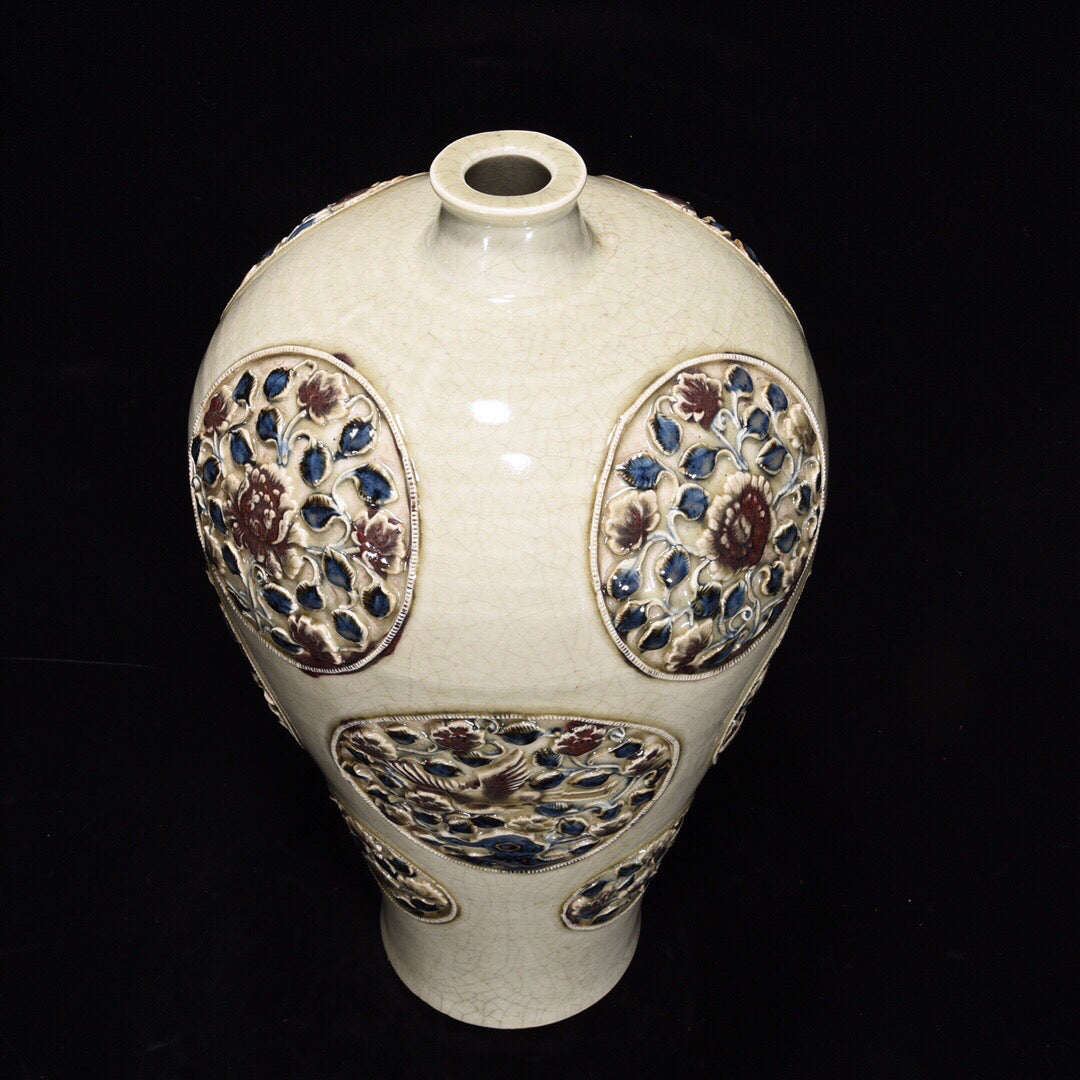 Chinese antique plum vase with flower and bird patterns