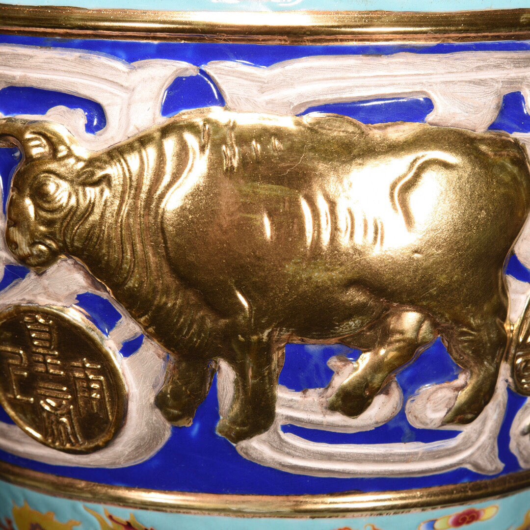 Chinese Antique Five Ox Bottle
