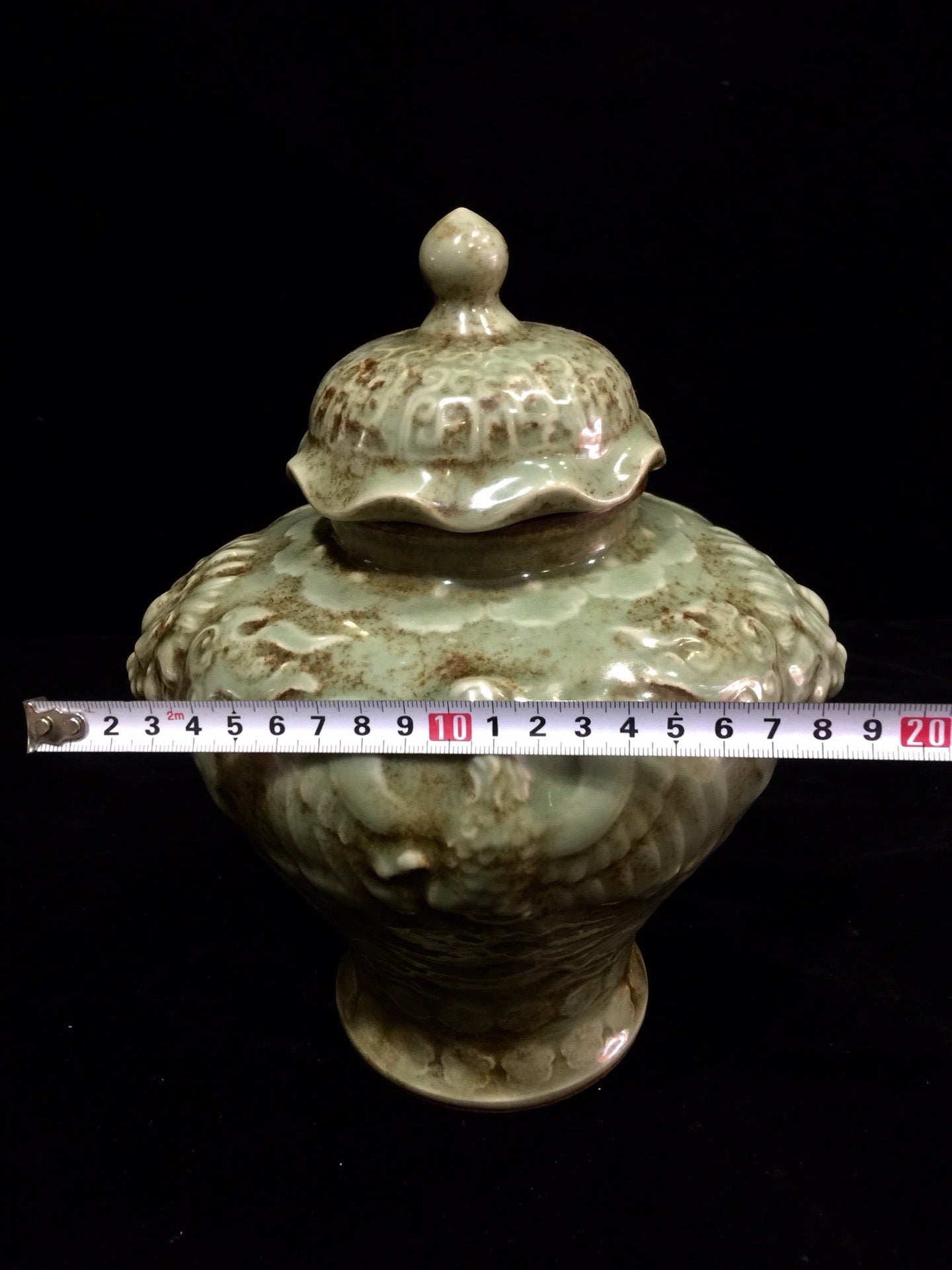 Chinese antique Longquan porcelain lid jar