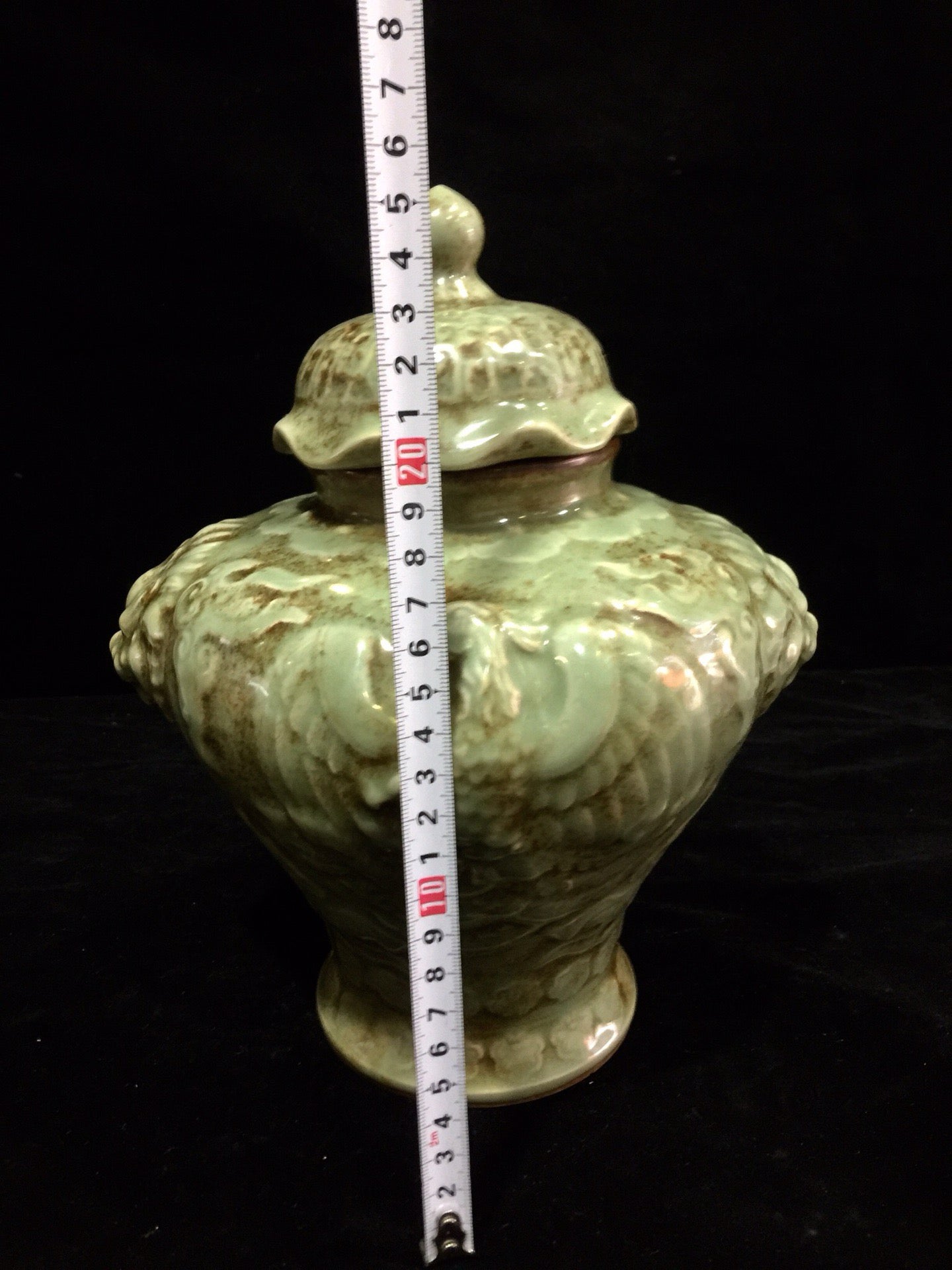 Chinese antique Longquan porcelain lid jar