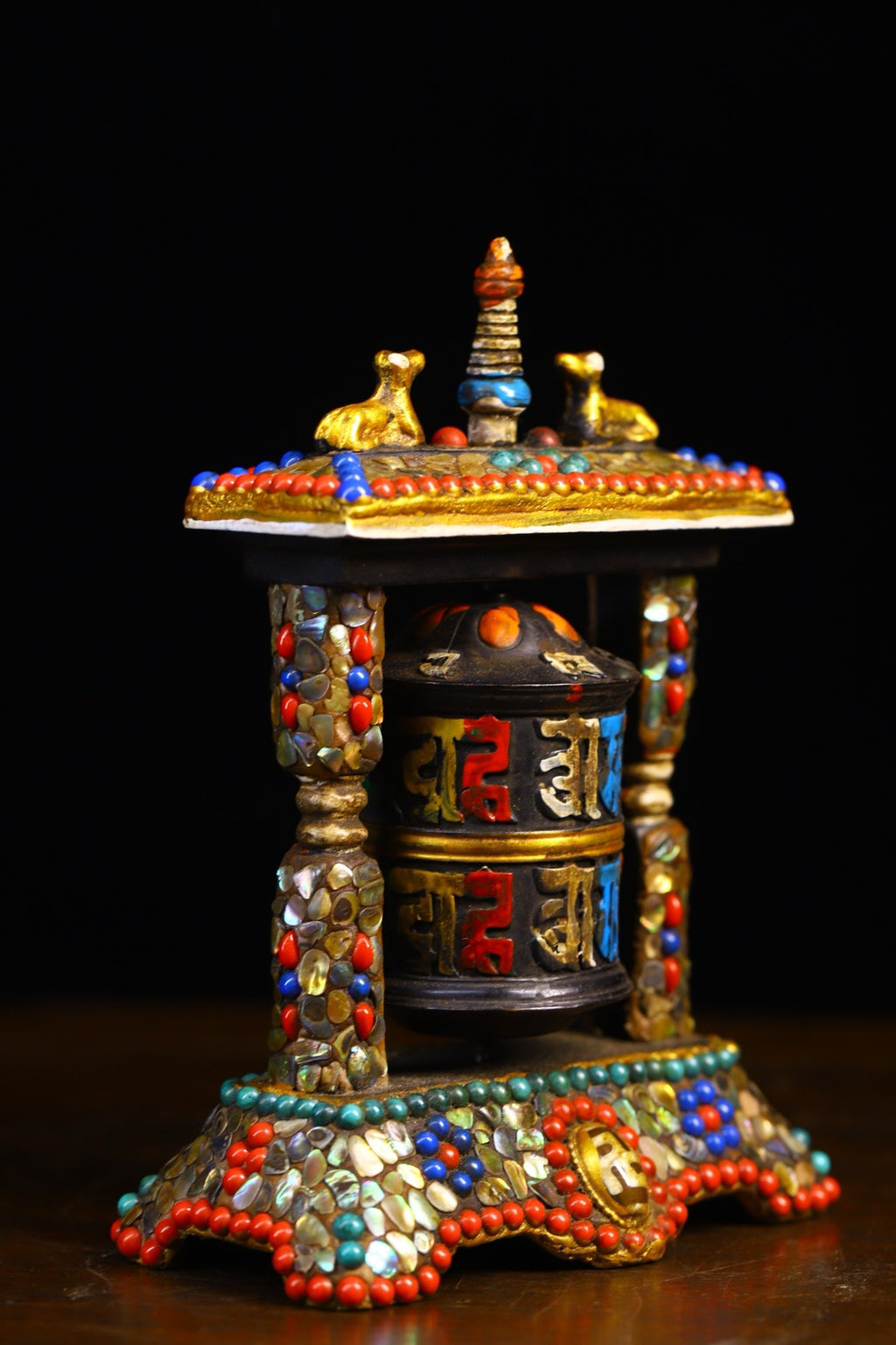 Copper body pure handmade knocking, chiseling, inlaid with gemstones, celestial bead spinning wheel
