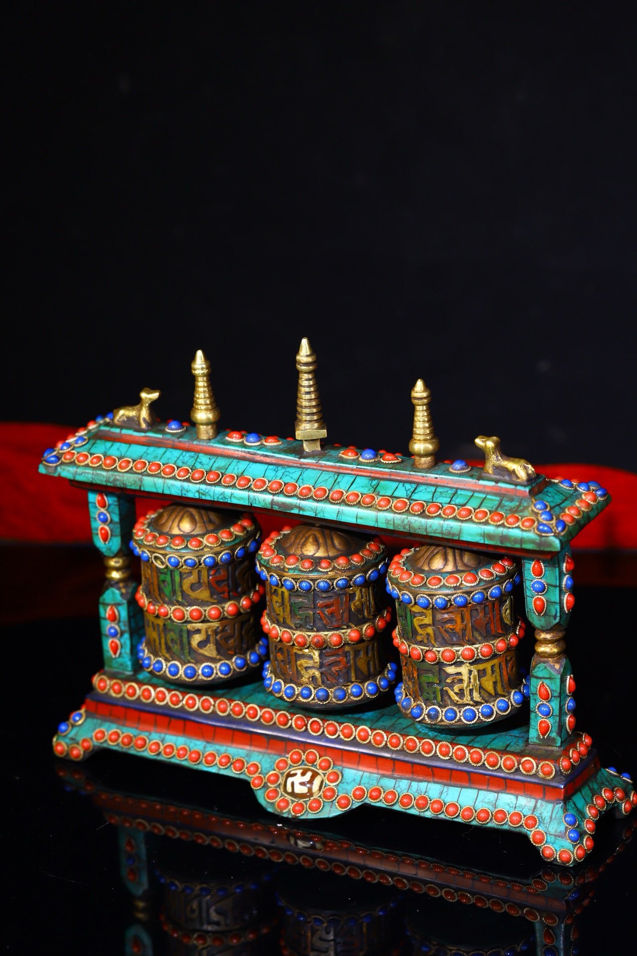 Copper body pure handmade knocking, chiseling, inlaid with gemstones, celestial bead spinning wheel