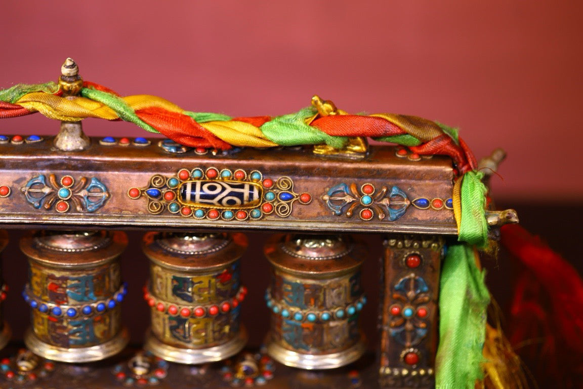 Copper body pure handmade knocking, chiseling, inlaid with gemstones, celestial bead spinning wheel