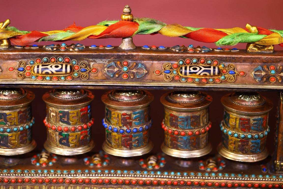 Copper body pure handmade knocking, chiseling, inlaid with gemstones, celestial bead spinning wheel