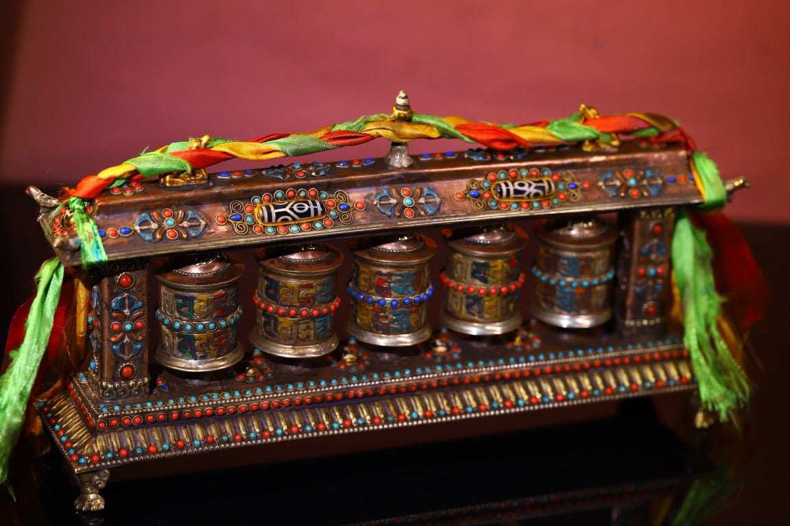 Copper body pure handmade knocking, chiseling, inlaid with gemstones, celestial bead spinning wheel