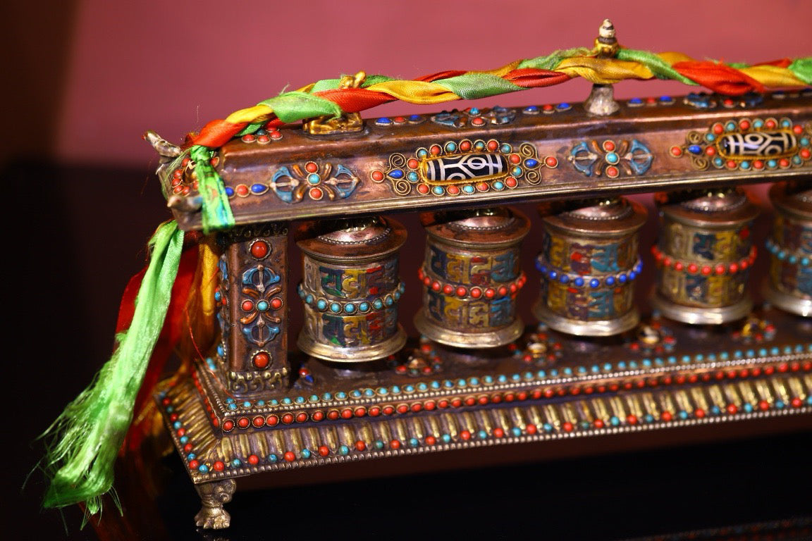 Copper body pure handmade knocking, chiseling, inlaid with gemstones, celestial bead spinning wheel