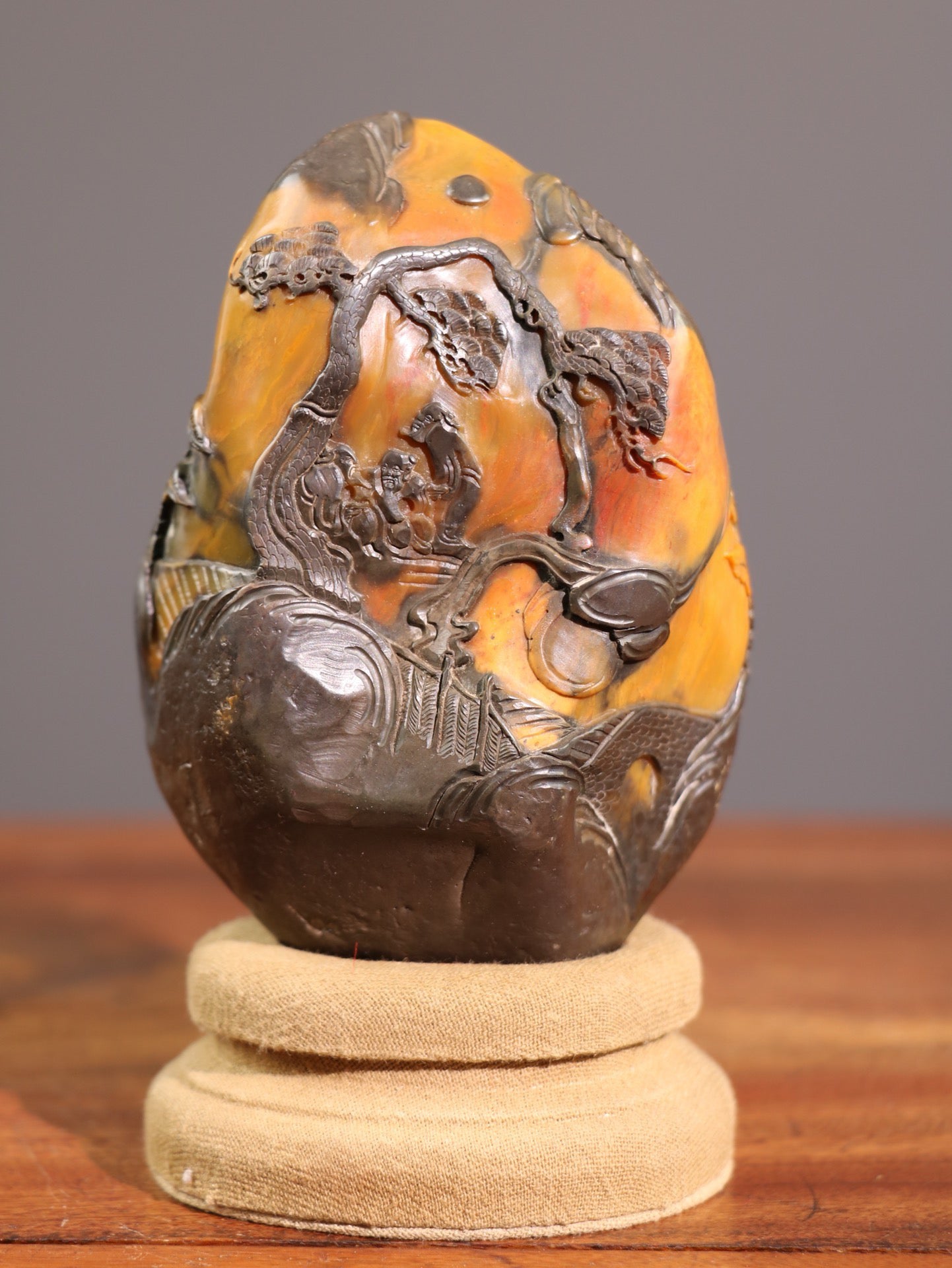 Chinese antique Tian Huangshi finely carved old leisurely chapter ornaments
