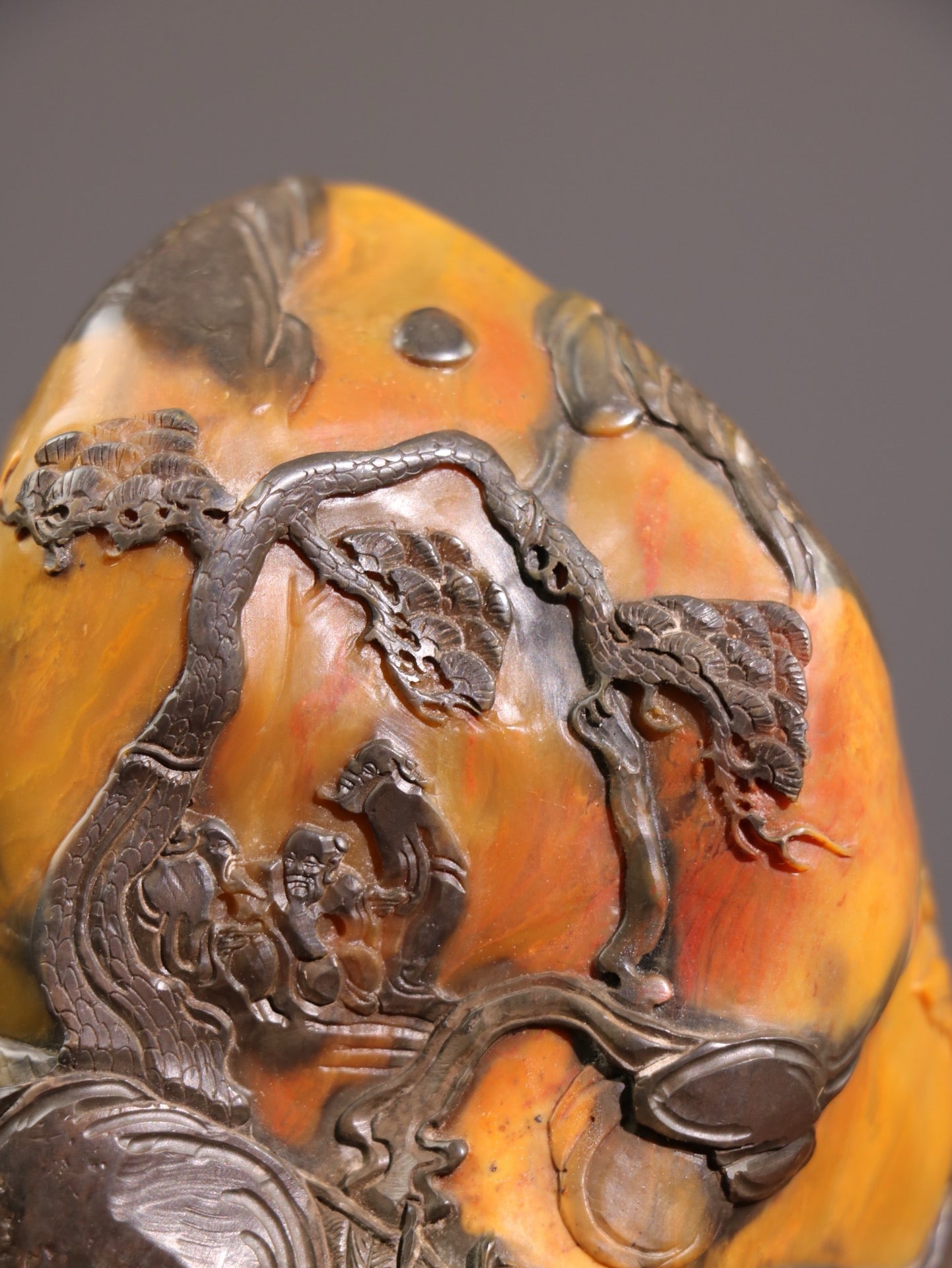 Chinese antique Tian Huangshi finely carved old leisurely chapter ornaments