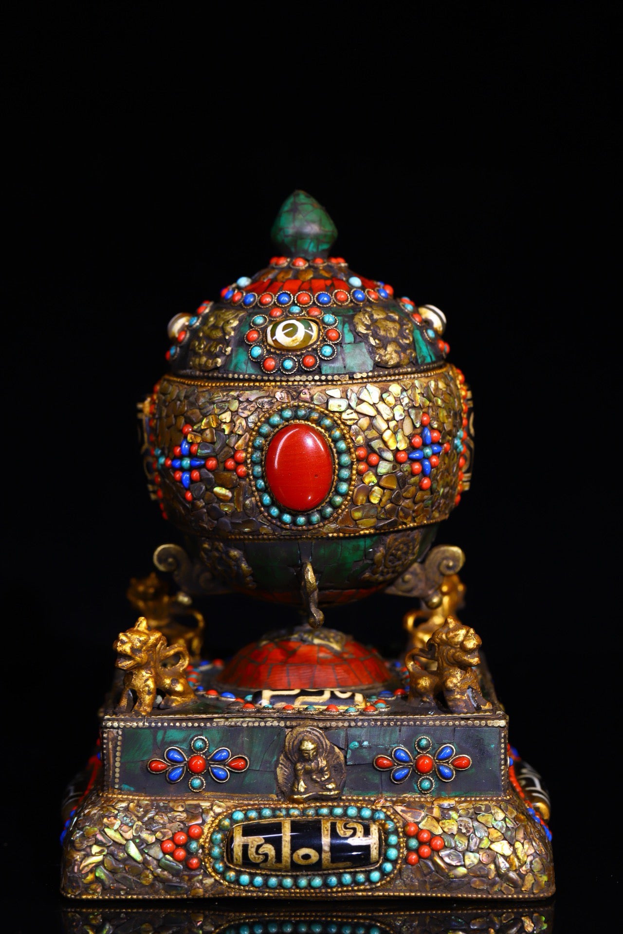 Copper body pure handmade knocking, chiseling, inlaid with gemstones, celestial bead spinning wheel