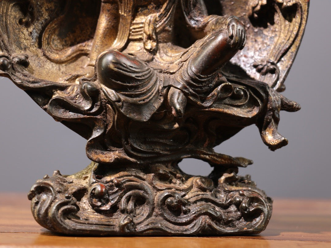 Chinese antique pure copper [Water Moon Guanyin Bodhisattva]