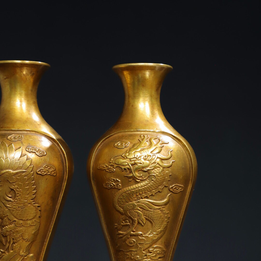 A pair of Chinese antique pure copper [Dragon and Phoenix Auspicious] vases