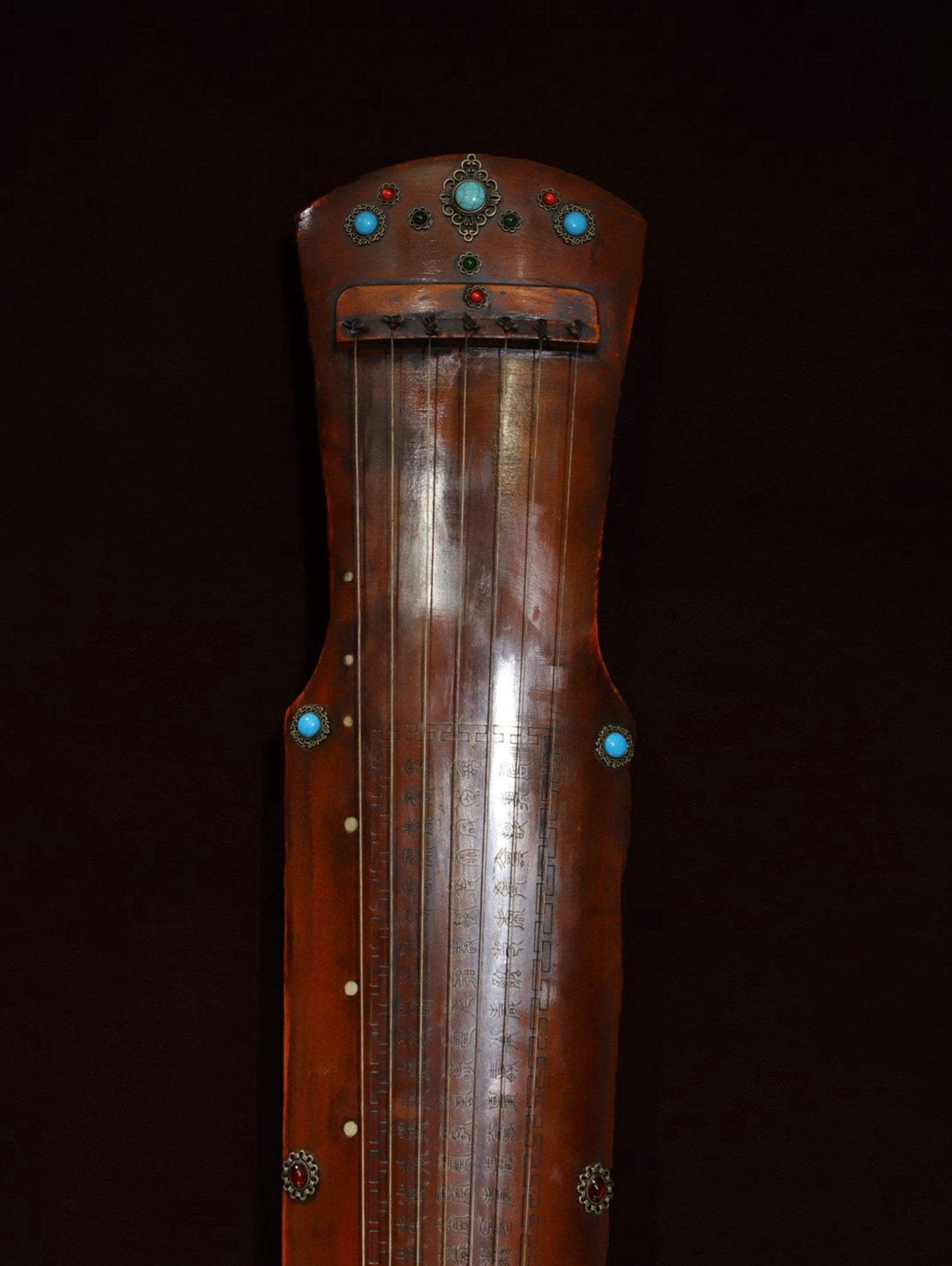 Tongmu Guqin inlaid with gemstone