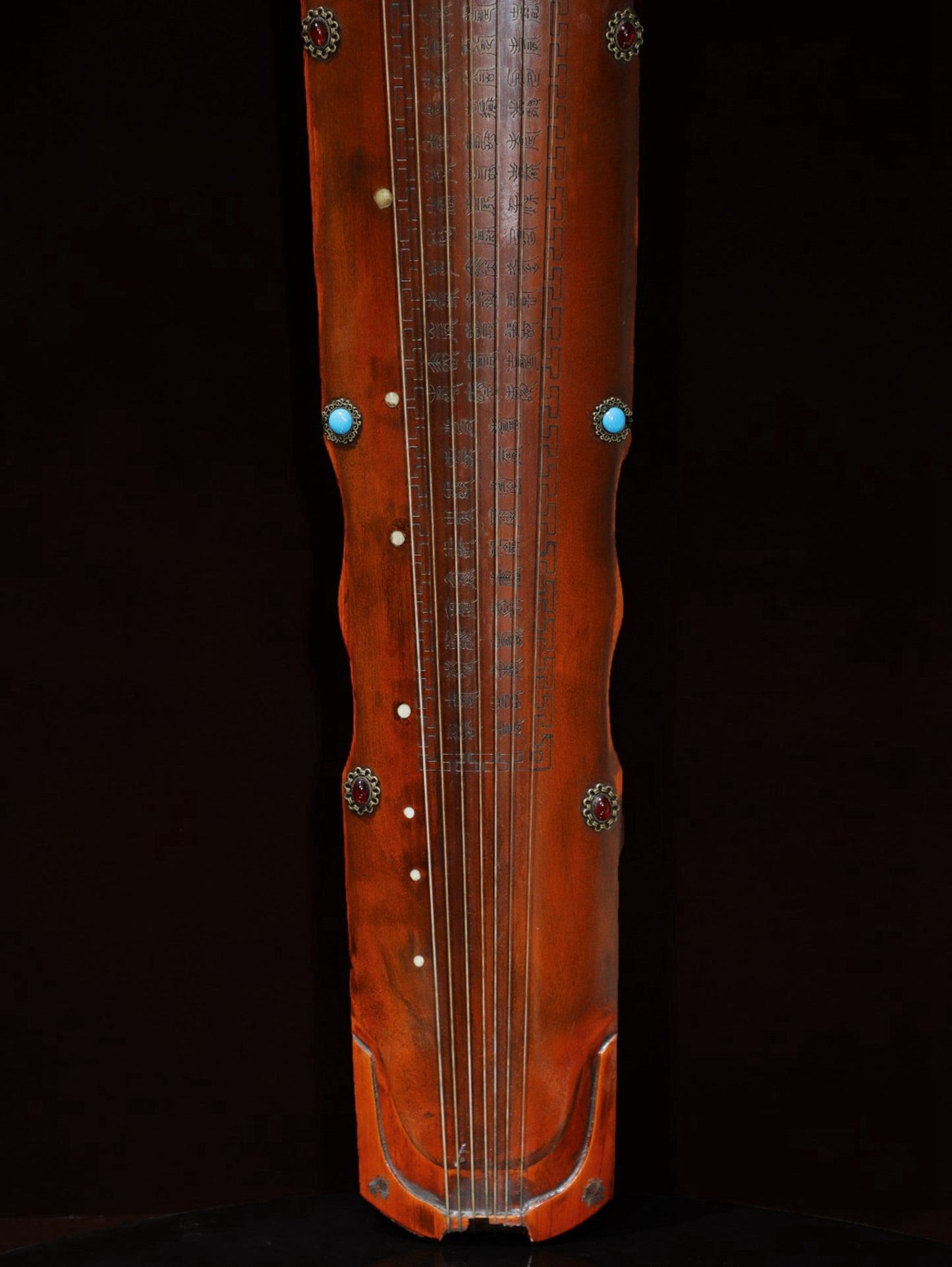 Tongmu Guqin inlaid with gemstone