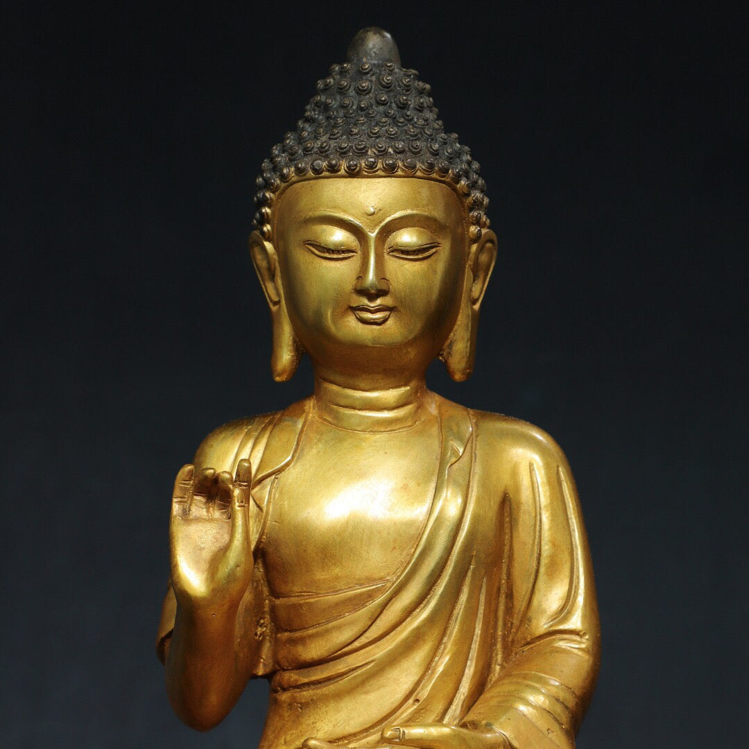 Chinese antique pure copper Buddha statue of the Great Sun Tathagata
