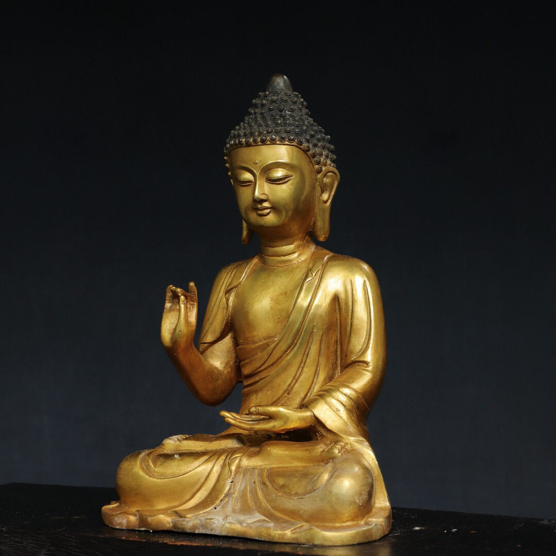 Chinese antique pure copper Buddha statue of the Great Sun Tathagata