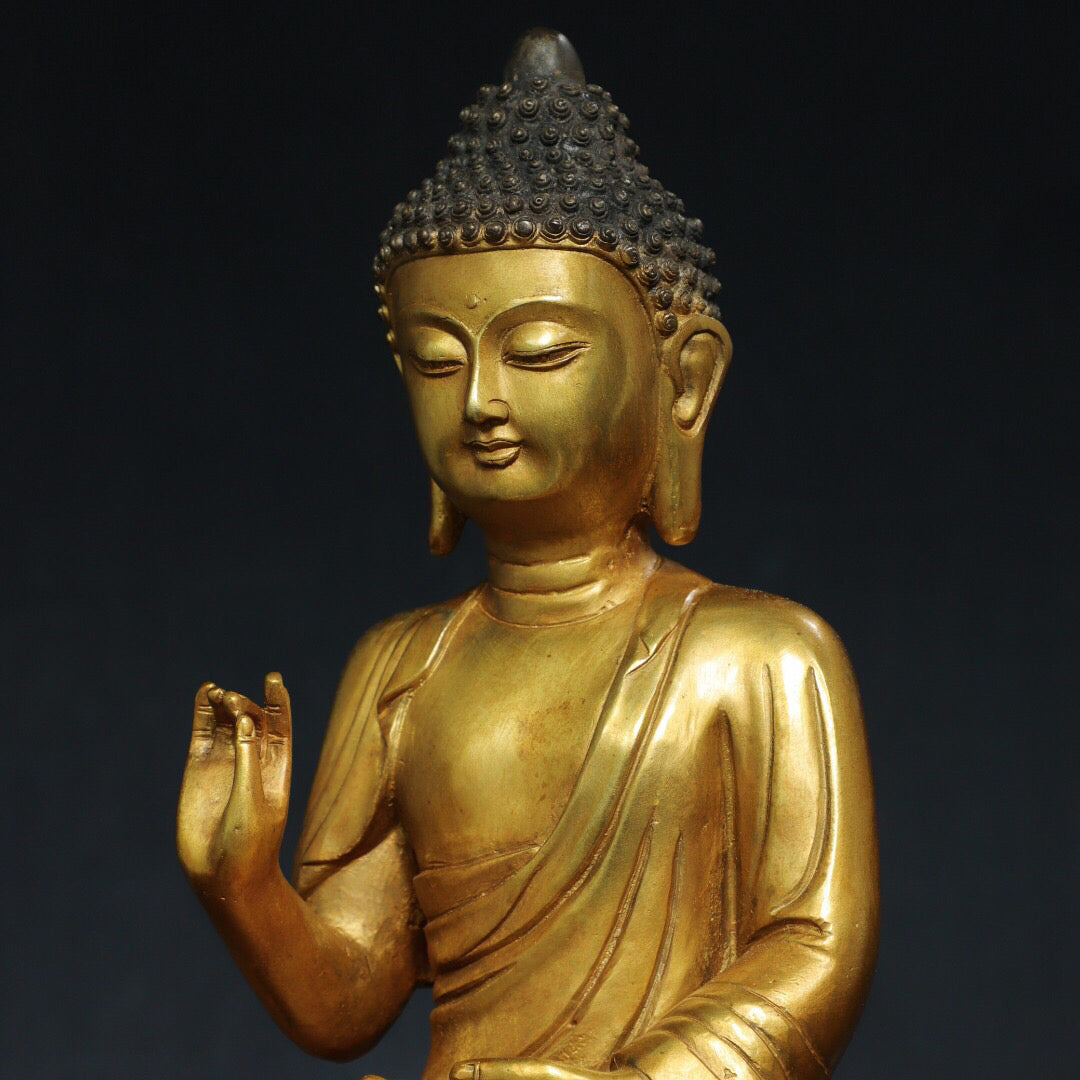 Chinese antique pure copper Buddha statue of the Great Sun Tathagata