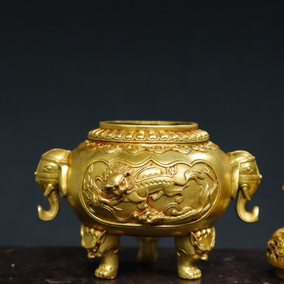 Chinese antique pure copper [lion lid] incense burner