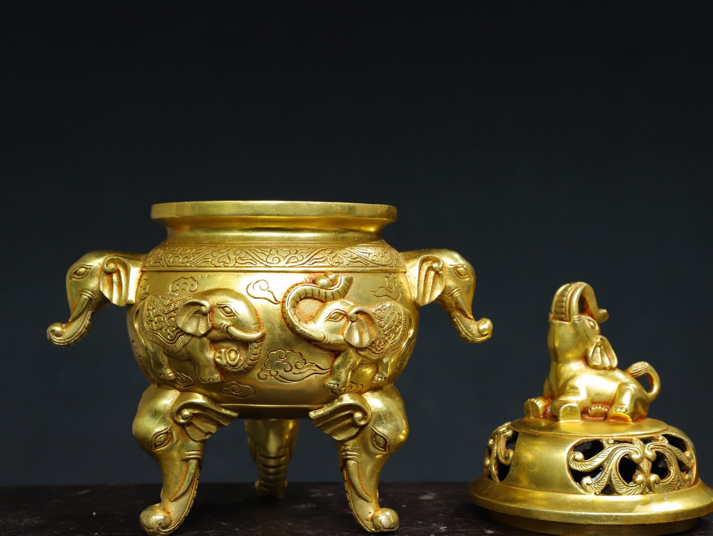 Chinese Antique Pure Copper [Taiping Elephant] Incense Burner Incense Burner