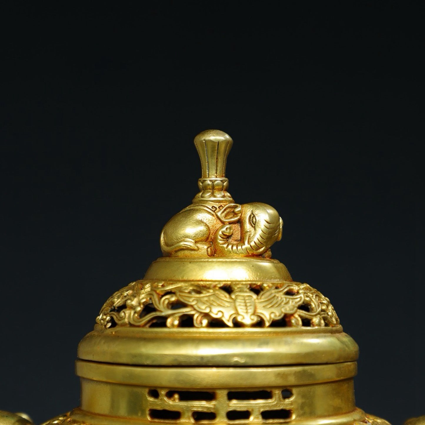 Copper Gilded Gold [Taiping Elephant] Incense Burner
