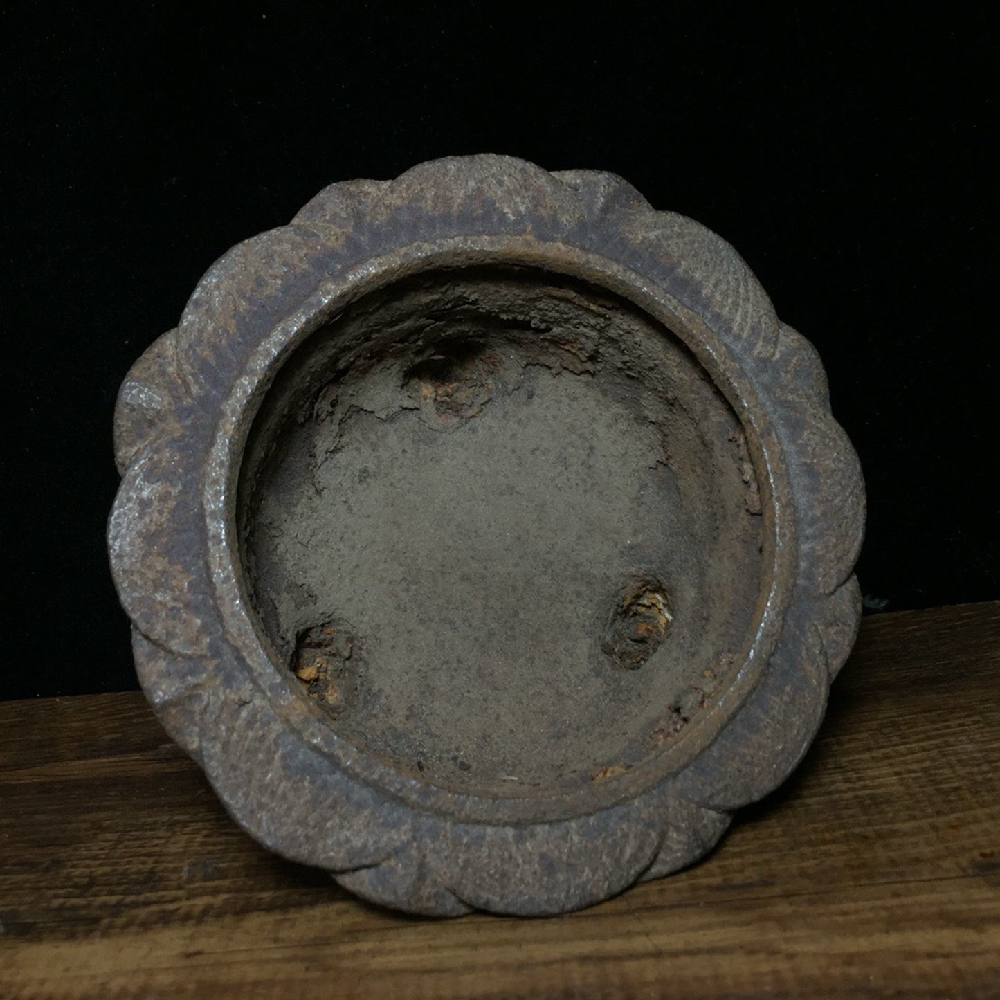 Pure iron lotus incense burner
