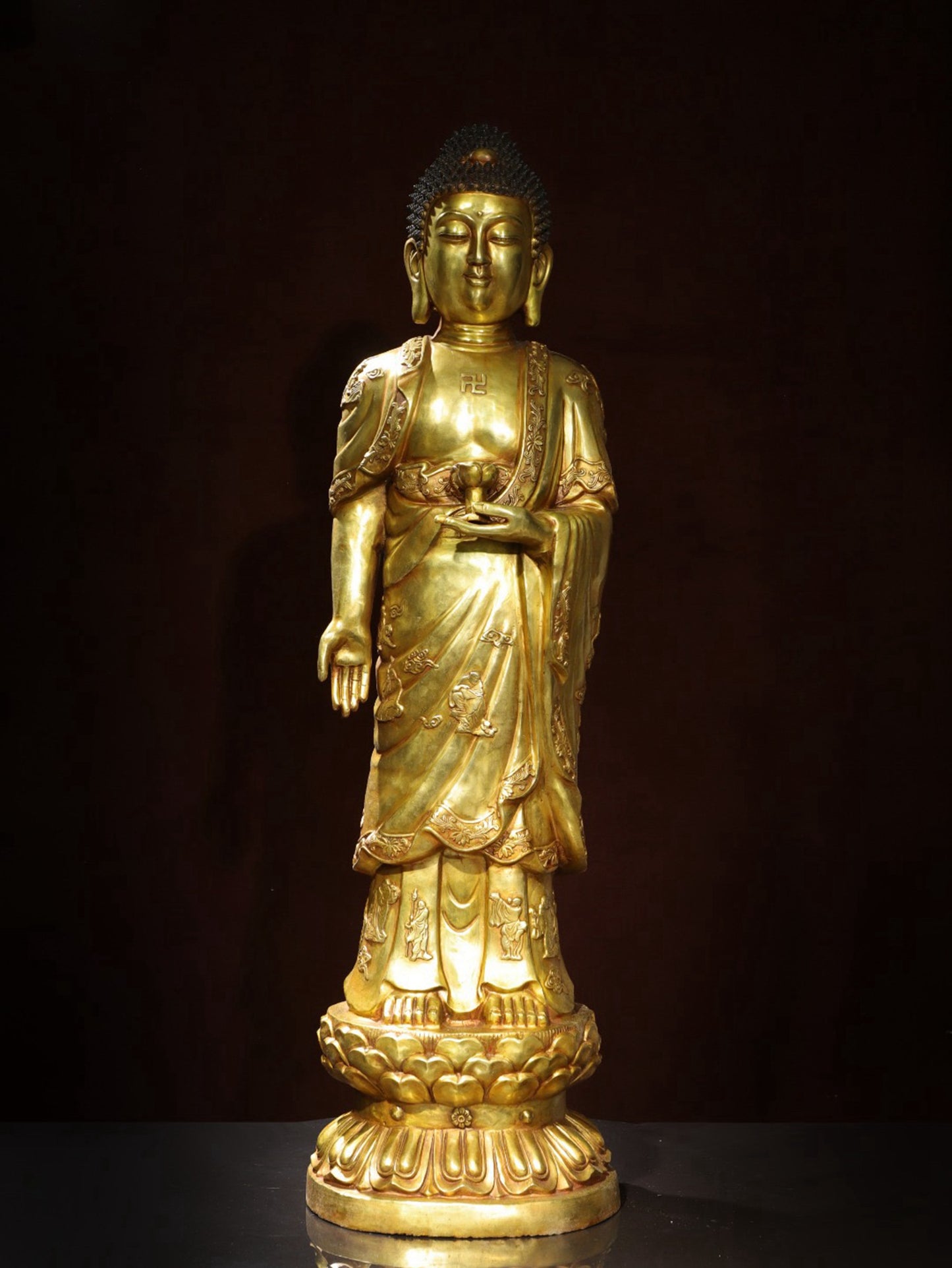 Bronze gilded Buddha statue of Amitabha Buddha