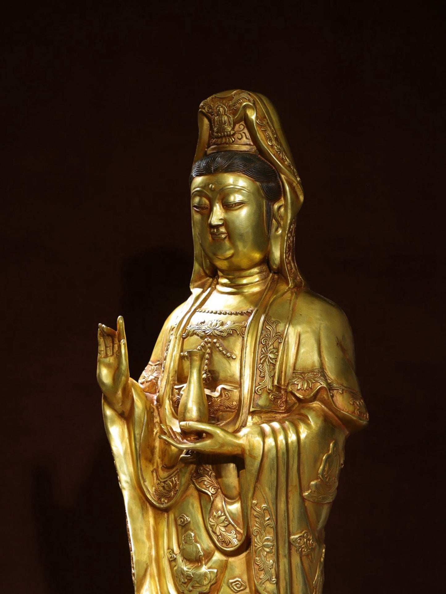 Bronze gilded statue of Guanyin Bodhisattva