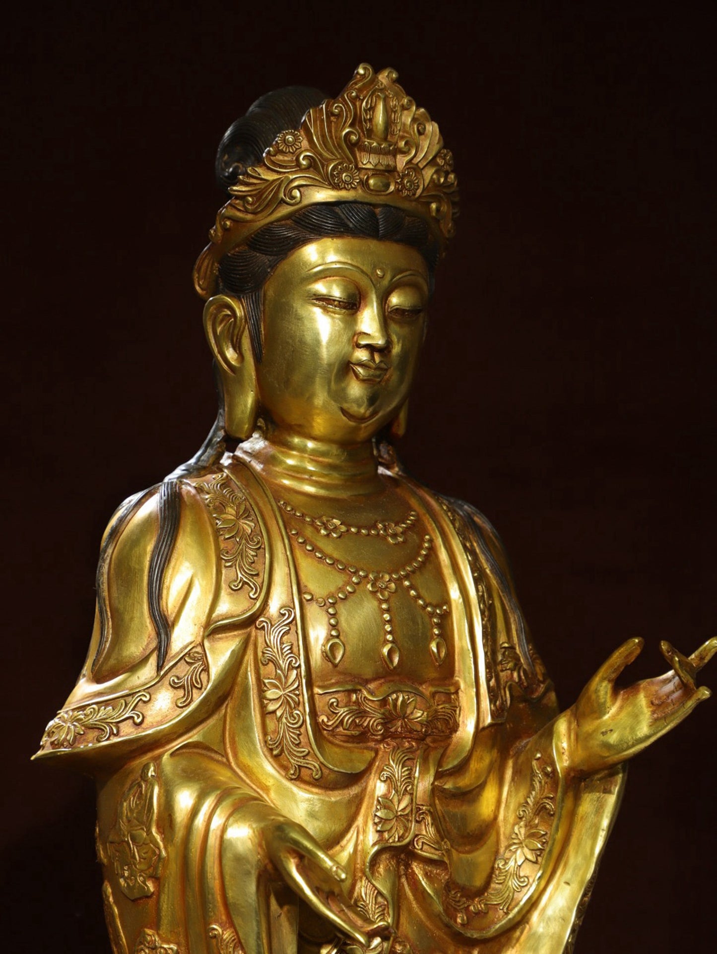 Bronze gilded statue of Bodhisattva Da Shi Zhi