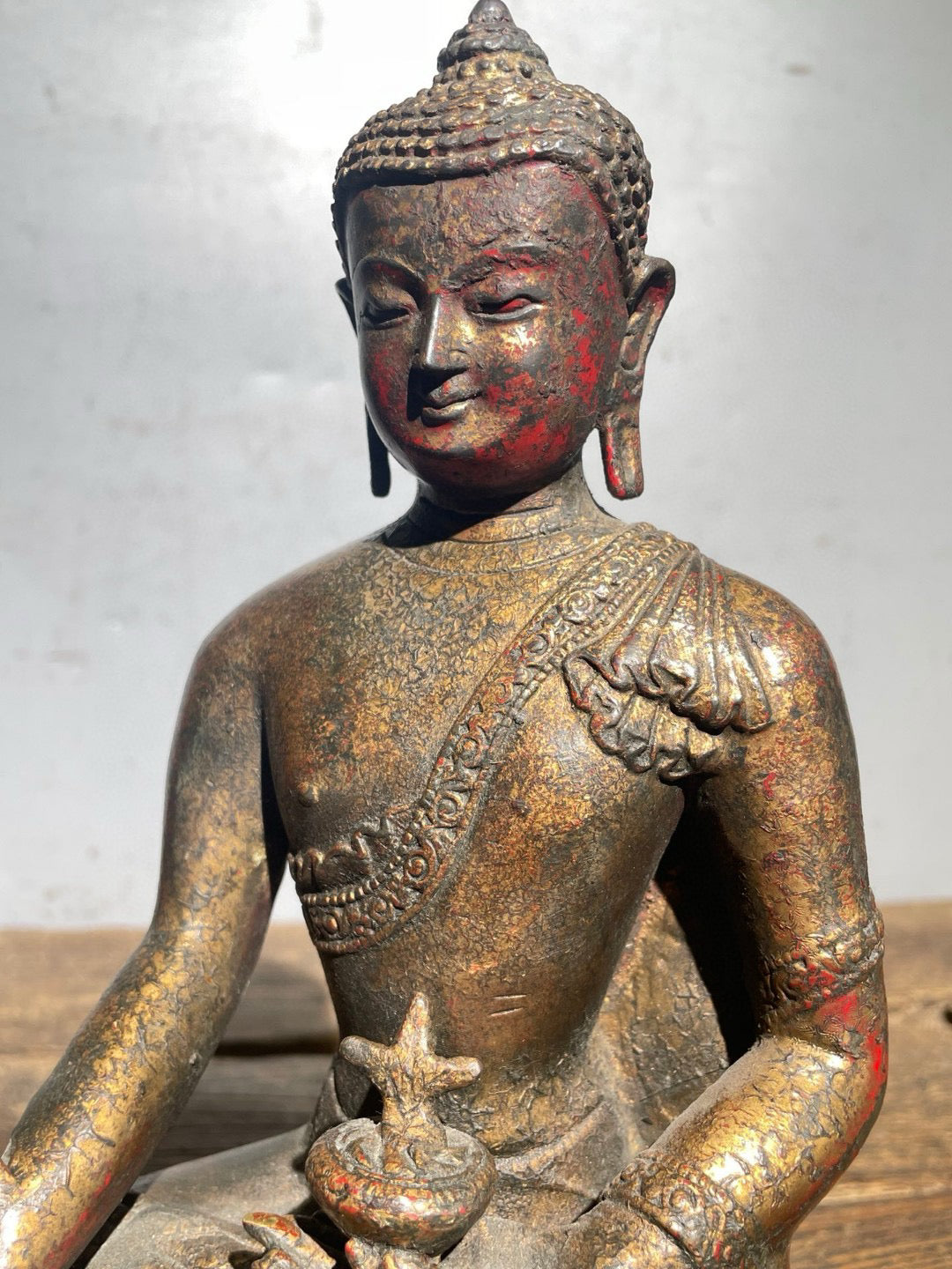 Chinese antique pure copper statue of Shakyamuni Buddha
